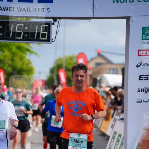 20.09.2026 - PSD Bank Halbmarathon LAZAROV Photography http://msf.ph/oto/10534788 20.09.2026 12:15:16 Ziel 1379, 2348, 2655, 2861, 3056, 3118, 3723, 3815, 4079, 4473, 4474, 4475 meine-sportfotos.de