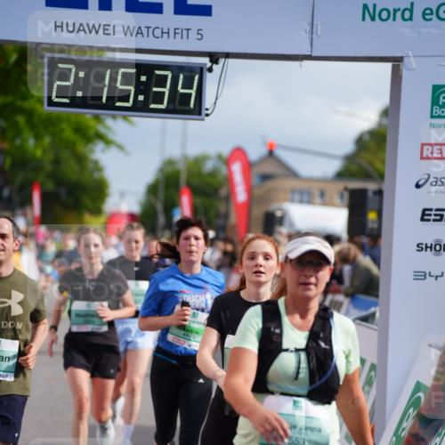 20.09.2026 - PSD Bank Halbmarathon LAZAROV Photography http://msf.ph/oto/10534943 20.09.2026 12:15:34 Ziel 1069, 1516, 1529, 1769, 2800, 3276, 3277, 3553, 3568, 4058, 4673, 4677 meine-sportfotos.de