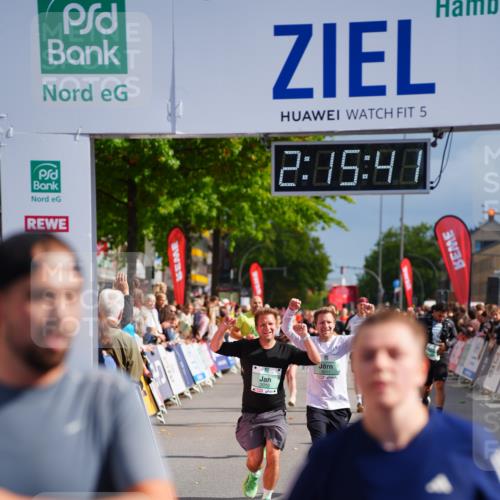20.09.2026 - PSD Bank Halbmarathon LAZAROV Photography http://msf.ph/oto/10535039 20.09.2026 12:15:41 Ziel 1132, 1357, 1516, 2315, 3010, 3011, 3276, 3277, 3367, 3568, 4058, 4673 meine-sportfotos.de