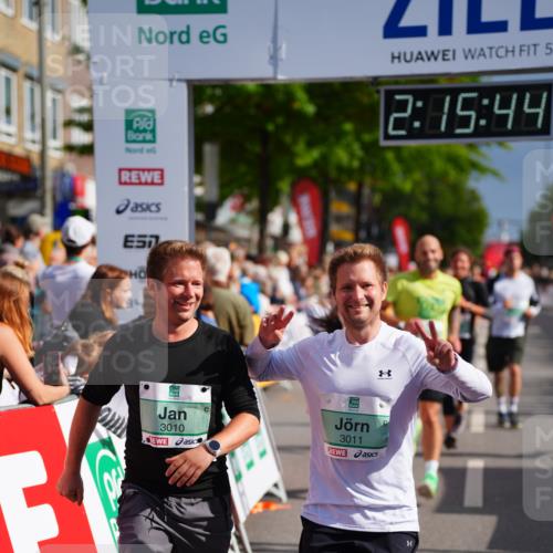 20.09.2026 - PSD Bank Halbmarathon LAZAROV Photography http://msf.ph/oto/10535061 20.09.2026 12:15:44 Ziel 1084, 1132, 1357, 2315, 3010, 3011, 3101, 3276, 3277, 3367 meine-sportfotos.de
