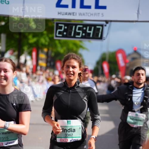 20.09.2026 - PSD Bank Halbmarathon LAZAROV Photography http://msf.ph/oto/10535095 20.09.2026 12:15:47 Ziel 1084, 1132, 1357, 2315, 3010, 3011, 3101, 3202, 3367 meine-sportfotos.de