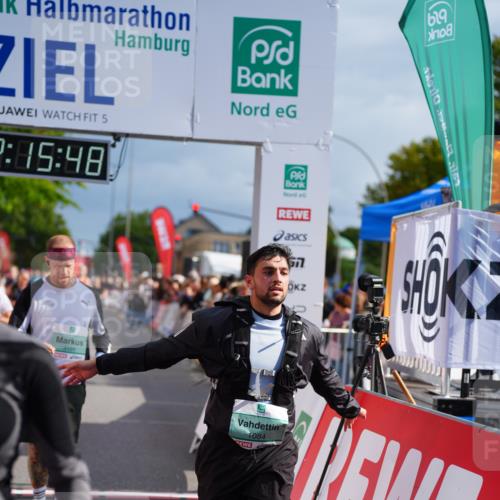20.09.2026 - PSD Bank Halbmarathon LAZAROV Photography http://msf.ph/oto/10535106 20.09.2026 12:15:48 Ziel 1084, 1132, 1357, 2315, 3010, 3011, 3101, 3202, 3367 meine-sportfotos.de