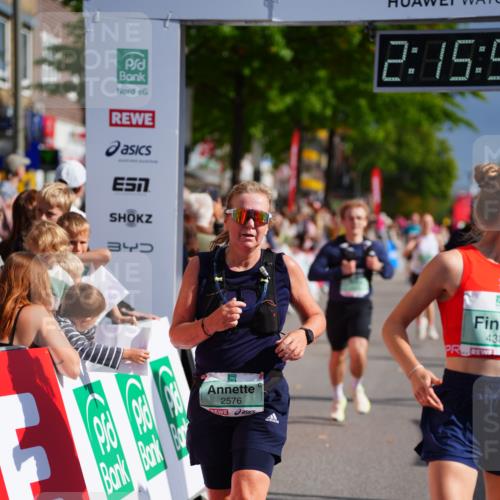 20.09.2026 - PSD Bank Halbmarathon LAZAROV Photography http://msf.ph/oto/10535174 20.09.2026 12:15:54 Ziel 1084, 1201, 2316, 2576, 3101, 3202, 4381, 4382, 4548, 4606 meine-sportfotos.de