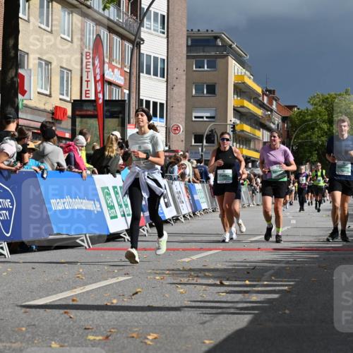 20.09.2026 - PSD Bank Halbmarathon J. Mangold http://msf.ph/oto/10535197 20.09.2026 12:24:05 Ziel 1423, 1608, 1734, 1794, 2107, 2112, 2664, 2679, 2960, 4727 meine-sportfotos.de