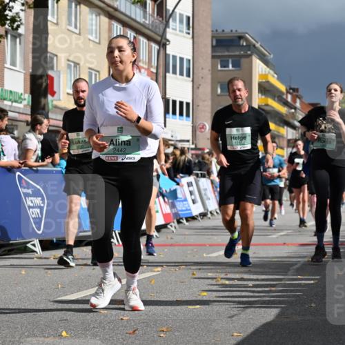 20.09.2026 - PSD Bank Halbmarathon J. Mangold http://msf.ph/oto/10535307 20.09.2026 12:24:28 Ziel 1009, 1161, 1439, 1644, 1688, 1768, 1857, 2083, 2167, 2289, 2442, 3419, 3453, 3533, 4077, 4332, 4713 meine-sportfotos.de