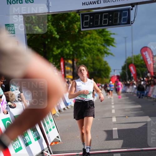 20.09.2026 - PSD Bank Halbmarathon LAZAROV Photography http://msf.ph/oto/10535308 20.09.2026 12:16:12 Ziel 1992, 2989, 3850, 4536, 4782 meine-sportfotos.de