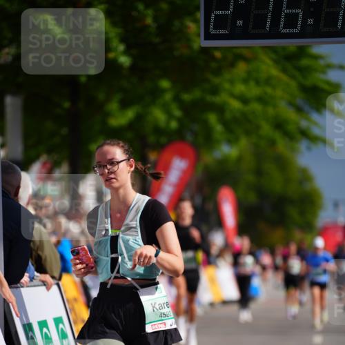 20.09.2026 - PSD Bank Halbmarathon LAZAROV Photography http://msf.ph/oto/10535340 20.09.2026 12:16:17 Ziel 1817, 3850, 4592, 4782 meine-sportfotos.de