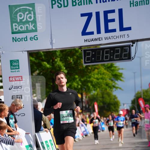 20.09.2026 - PSD Bank Halbmarathon LAZAROV Photography http://msf.ph/oto/10535362 20.09.2026 12:16:21 Ziel 1817, 4592 meine-sportfotos.de