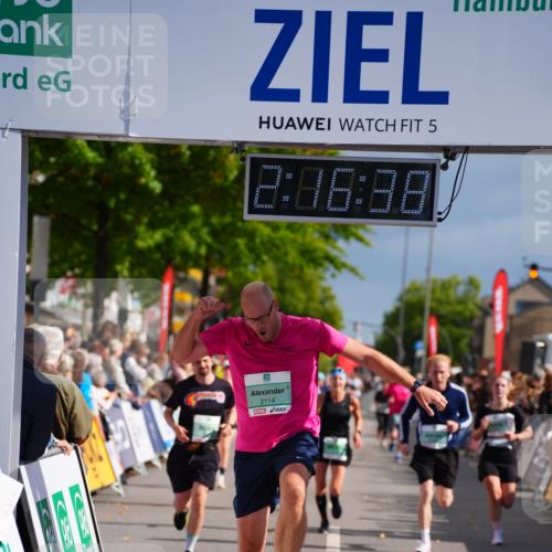 20.09.2026 - PSD Bank Halbmarathon LAZAROV Photography http://msf.ph/oto/10535511 20.09.2026 12:16:37 Ziel 1611, 1649, 1971, 2070, 2114, 2792, 3318, 3911, 4090, 4619 meine-sportfotos.de