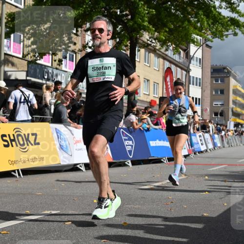 20.09.2026 - PSD Bank Halbmarathon J. Mangold http://msf.ph/oto/10535625 20.09.2026 12:24:52 Ziel 1134, 2294, 2798, 4190 meine-sportfotos.de