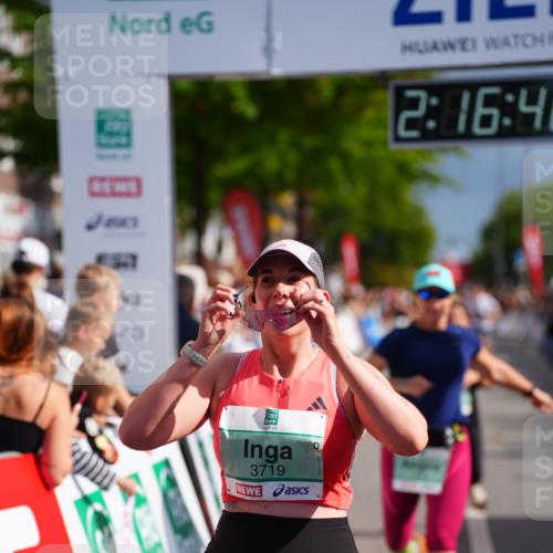 20.09.2026 - PSD Bank Halbmarathon LAZAROV Photography http://msf.ph/oto/10535657 20.09.2026 12:16:46 Ziel 1649, 2070, 2114, 2574, 2646, 2792, 3274, 3318, 3719, 3911 meine-sportfotos.de