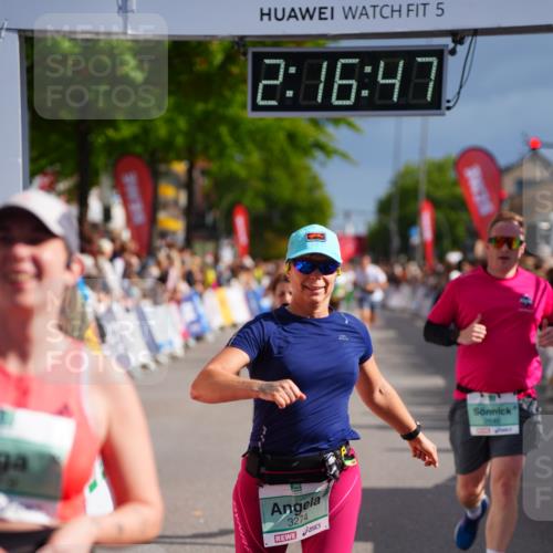 20.09.2026 - PSD Bank Halbmarathon LAZAROV Photography http://msf.ph/oto/10535670 20.09.2026 12:16:46 Ziel 1649, 2070, 2114, 2574, 2646, 2792, 3274, 3318, 3719, 3911 meine-sportfotos.de