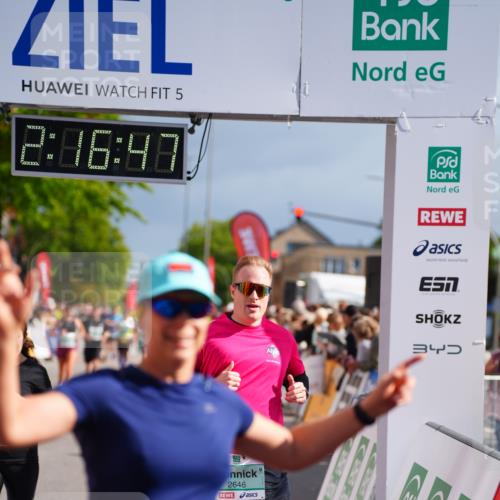 20.09.2026 - PSD Bank Halbmarathon LAZAROV Photography http://msf.ph/oto/10535683 20.09.2026 12:16:47 Ziel 1649, 2070, 2574, 2646, 2792, 3274, 3318, 3719, 3911 meine-sportfotos.de