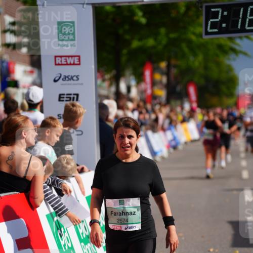 20.09.2026 - PSD Bank Halbmarathon LAZAROV Photography http://msf.ph/oto/10535727 20.09.2026 12:16:49 Ziel 2070, 2574, 2646, 3274, 3477, 3611, 3719 meine-sportfotos.de