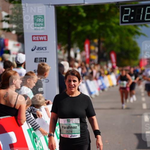 20.09.2026 - PSD Bank Halbmarathon LAZAROV Photography http://msf.ph/oto/10535733 20.09.2026 12:16:49 Ziel 2070, 2574, 2646, 3274, 3477, 3611, 3719 meine-sportfotos.de