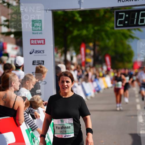 20.09.2026 - PSD Bank Halbmarathon LAZAROV Photography http://msf.ph/oto/10535739 20.09.2026 12:16:49 Ziel 2070, 2574, 2646, 3274, 3477, 3611, 3719 meine-sportfotos.de