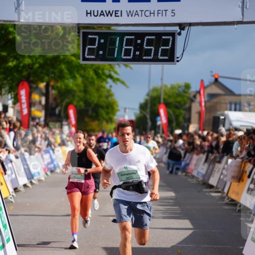 20.09.2026 - PSD Bank Halbmarathon LAZAROV Photography http://msf.ph/oto/10535749 20.09.2026 12:16:52 Ziel 1060, 2574, 2646, 3274, 3477, 3611 meine-sportfotos.de