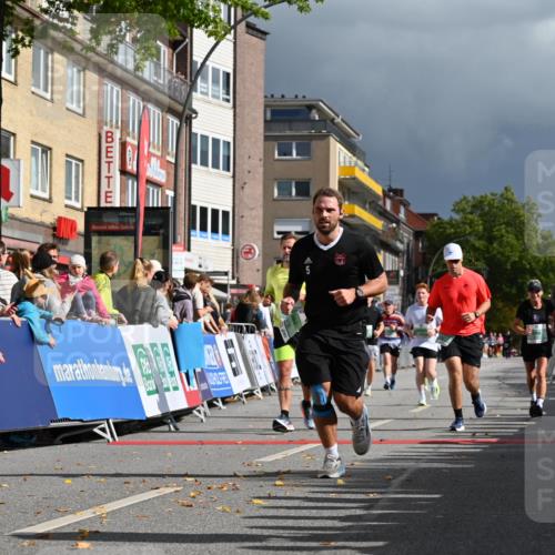 20.09.2026 - PSD Bank Halbmarathon J. Mangold http://msf.ph/oto/10535809 20.09.2026 12:25:53 Ziel 1259, 1754, 1807, 1914, 2477, 2824, 3900, 4588, 4736 meine-sportfotos.de