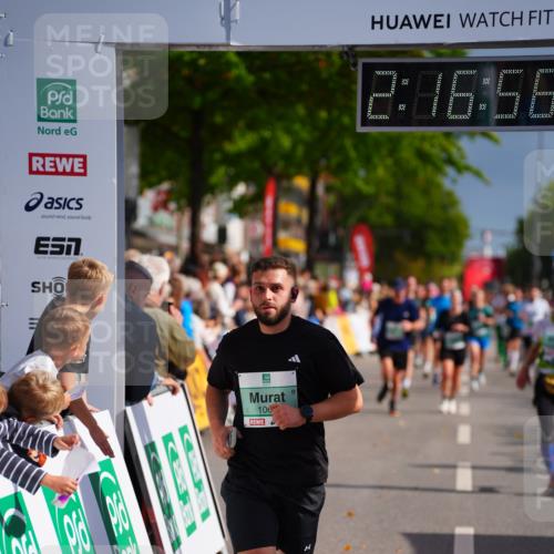 20.09.2026 - PSD Bank Halbmarathon LAZAROV Photography http://msf.ph/oto/10535819 20.09.2026 12:16:56 Ziel 1060, 2535, 3231, 3477, 3611 meine-sportfotos.de