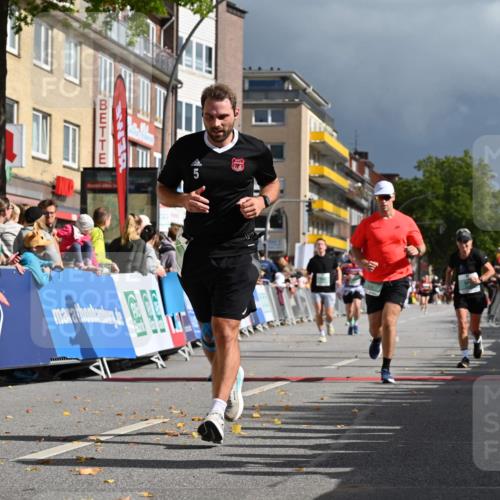 20.09.2026 - PSD Bank Halbmarathon J. Mangold http://msf.ph/oto/10535826 20.09.2026 12:25:54 Ziel 1477, 1754, 1807, 1914, 2477, 2824, 4588, 4736 meine-sportfotos.de