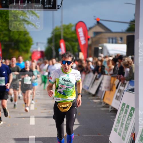 20.09.2026 - PSD Bank Halbmarathon LAZAROV Photography http://msf.ph/oto/10535841 20.09.2026 12:16:58 Ziel 1060, 1988, 2006, 2535, 3000, 3231, 3477, 3611, 4477 meine-sportfotos.de