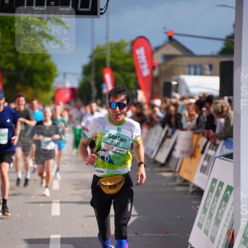 20.09.2026 - PSD Bank Halbmarathon LAZAROV Photography http://msf.ph/oto/10535847 20.09.2026 12:16:58 Ziel 1060, 1988, 2006, 2535, 3000, 3231, 3477, 3611, 4477 meine-sportfotos.de