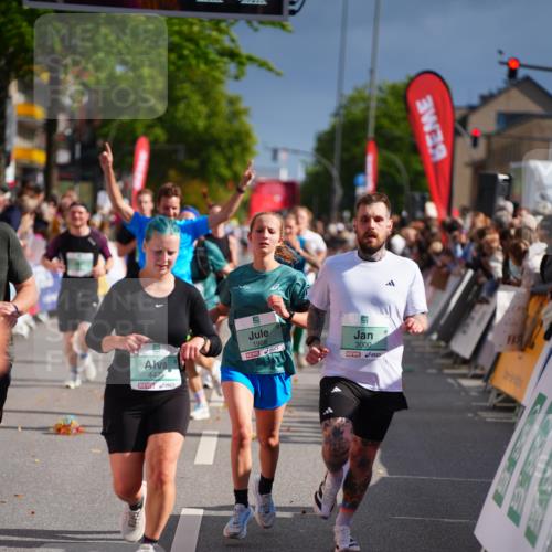 20.09.2026 - PSD Bank Halbmarathon LAZAROV Photography http://msf.ph/oto/10535889 20.09.2026 12:17:01 Ziel 1060, 1562, 1759, 1988, 2006, 2535, 3000, 3231, 3477, 4419, 4477 meine-sportfotos.de
