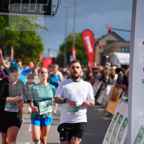 20.09.2026 - PSD Bank Halbmarathon LAZAROV Photography http://msf.ph/oto/10535902 20.09.2026 12:17:02 Ziel 1060, 1562, 1759, 1988, 2006, 2535, 3000, 3231, 4211, 4419, 4477 meine-sportfotos.de