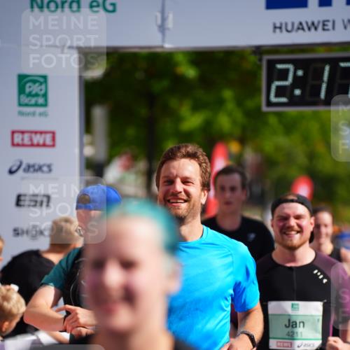 20.09.2026 - PSD Bank Halbmarathon LAZAROV Photography http://msf.ph/oto/10535980 20.09.2026 12:17:07 Ziel 1562, 1759, 1988, 2006, 2117, 2248, 2325, 3000, 3231, 4059, 4211, 4419, 4477 meine-sportfotos.de
