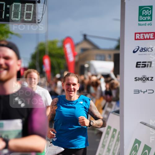 20.09.2026 - PSD Bank Halbmarathon LAZAROV Photography http://msf.ph/oto/10535995 20.09.2026 12:17:08 Ziel 1562, 1759, 1988, 2006, 2117, 2248, 2325, 3000, 3231, 4059, 4211, 4419, 4477 meine-sportfotos.de