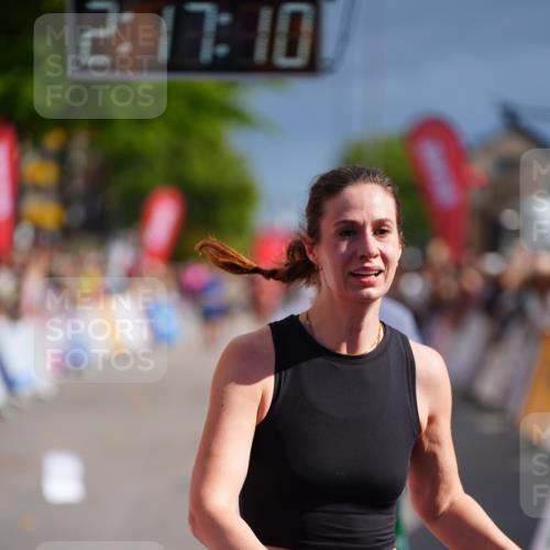 20.09.2026 - PSD Bank Halbmarathon LAZAROV Photography http://msf.ph/oto/10536023 20.09.2026 12:17:09 Ziel 1562, 1759, 1988, 2006, 2117, 2248, 2325, 3000, 4059, 4211, 4419, 4477 meine-sportfotos.de