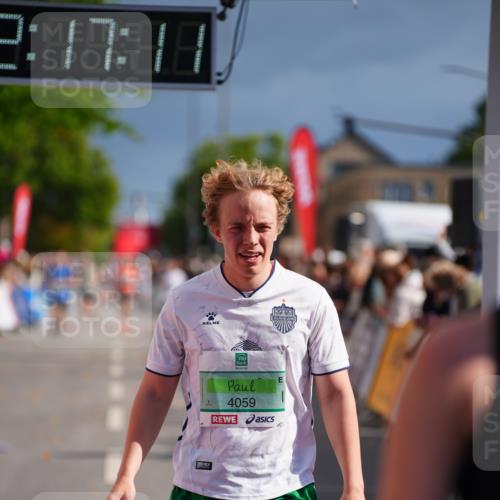 20.09.2026 - PSD Bank Halbmarathon LAZAROV Photography http://msf.ph/oto/10536033 20.09.2026 12:17:10 Ziel 1562, 1759, 1988, 2006, 2117, 2248, 2325, 3000, 4059, 4211, 4419, 4477 meine-sportfotos.de