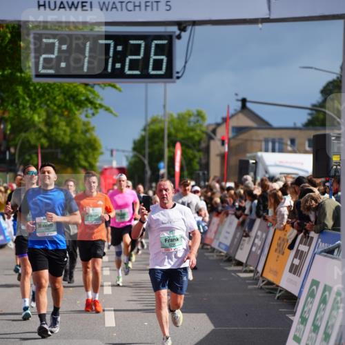 20.09.2026 - PSD Bank Halbmarathon LAZAROV Photography http://msf.ph/oto/10536056 20.09.2026 12:17:25 Ziel 2062, 4256 meine-sportfotos.de