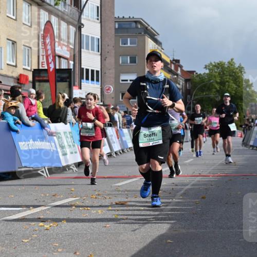 20.09.2026 - PSD Bank Halbmarathon J. Mangold http://msf.ph/oto/10536079 20.09.2026 12:26:28 Ziel 1113, 1231, 1345, 1471, 1844, 2039, 2858, 2871, 3821, 4427, 4584 meine-sportfotos.de