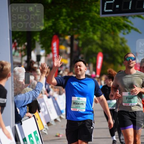 20.09.2026 - PSD Bank Halbmarathon LAZAROV Photography http://msf.ph/oto/10536084 20.09.2026 12:17:28 Ziel 1475, 1603, 2062, 2199, 2236, 2795, 2901, 3013, 3233, 3684, 4256 meine-sportfotos.de
