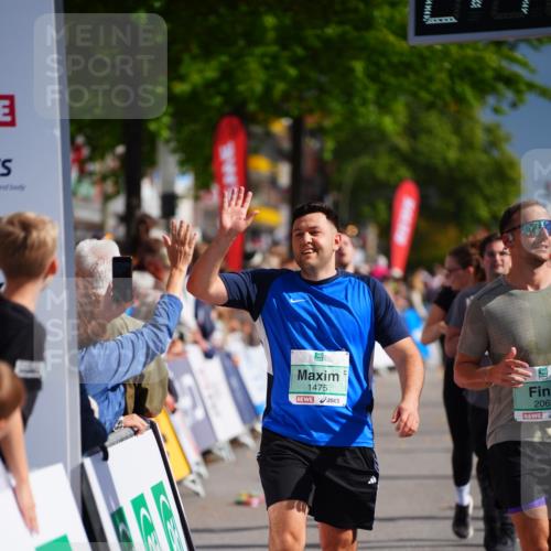 20.09.2026 - PSD Bank Halbmarathon LAZAROV Photography http://msf.ph/oto/10536094 20.09.2026 12:17:28 Ziel 1475, 1603, 2062, 2199, 2236, 2795, 2901, 3013, 3233, 3684, 4256 meine-sportfotos.de
