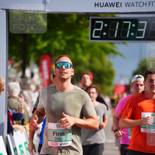 20.09.2026 - PSD Bank Halbmarathon LAZAROV Photography http://msf.ph/oto/10536144 20.09.2026 12:17:30 Ziel 1475, 1603, 2062, 2199, 2236, 2795, 2901, 3013, 3233, 3684, 4088, 4256 meine-sportfotos.de