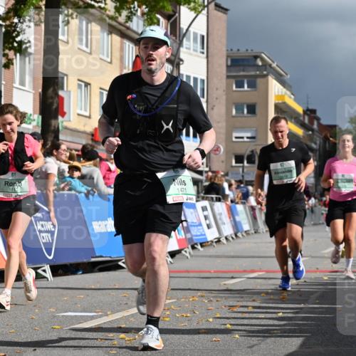 20.09.2026 - PSD Bank Halbmarathon J. Mangold http://msf.ph/oto/10536151 20.09.2026 12:26:34 Ziel 1113, 1231, 1345, 1471, 1738, 1844, 2021, 2039, 2538, 2858, 3821, 4427 meine-sportfotos.de