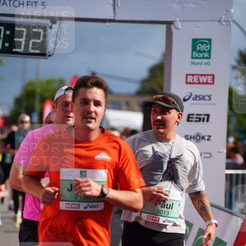 20.09.2026 - PSD Bank Halbmarathon LAZAROV Photography http://msf.ph/oto/10536155 20.09.2026 12:17:31 Ziel 1475, 1603, 2062, 2199, 2236, 2391, 2795, 2901, 3013, 3233, 3684, 4088, 4256 meine-sportfotos.de