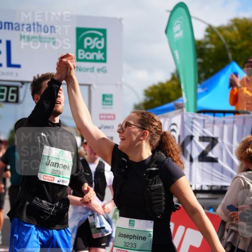 20.09.2026 - PSD Bank Halbmarathon LAZAROV Photography http://msf.ph/oto/10536198 20.09.2026 12:17:35 Ziel 1475, 1603, 2062, 2199, 2236, 2284, 2391, 2795, 2901, 3013, 3233, 3684, 4088, 4256, 4771 meine-sportfotos.de