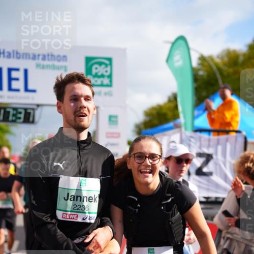 20.09.2026 - PSD Bank Halbmarathon LAZAROV Photography http://msf.ph/oto/10536223 20.09.2026 12:17:36 Ziel 1475, 1603, 2062, 2199, 2236, 2284, 2391, 2795, 2901, 3013, 3233, 3684, 4088, 4256, 4771 meine-sportfotos.de