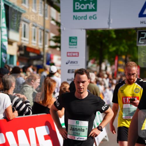 20.09.2026 - PSD Bank Halbmarathon LAZAROV Photography http://msf.ph/oto/10536251 20.09.2026 12:17:39 Ziel 1603, 1731, 2236, 2284, 2391, 2795, 2901, 3233, 4051, 4088, 4771 meine-sportfotos.de