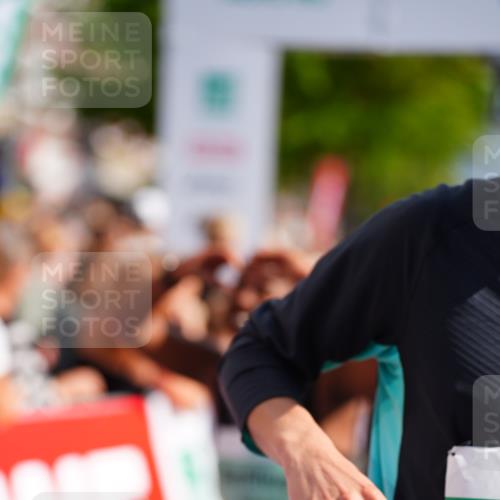 20.09.2026 - PSD Bank Halbmarathon LAZAROV Photography http://msf.ph/oto/10536298 20.09.2026 12:17:45 Ziel 1256, 1731, 2005, 2555, 3086, 3162, 3347, 3502, 3703, 4051, 4258, 4771 meine-sportfotos.de