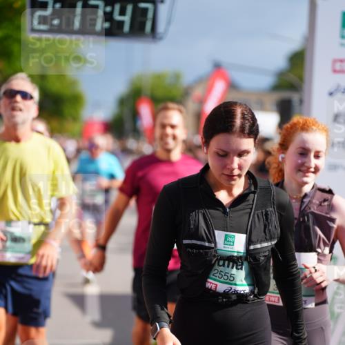20.09.2026 - PSD Bank Halbmarathon LAZAROV Photography http://msf.ph/oto/10536311 20.09.2026 12:17:46 Ziel 1256, 1731, 2005, 2555, 3086, 3162, 3347, 3502, 3703, 4051, 4258 meine-sportfotos.de