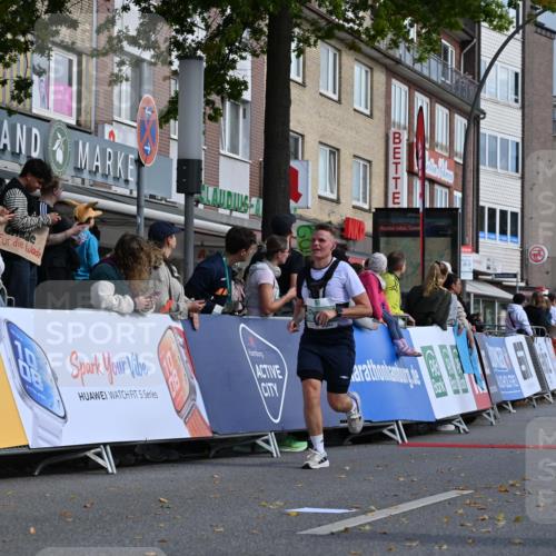 20.09.2026 - PSD Bank Halbmarathon J. Mangold http://msf.ph/oto/10536336 20.09.2026 12:27:00 Ziel 1480, 1667, 3294 meine-sportfotos.de