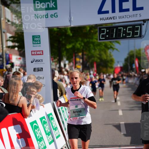 20.09.2026 - PSD Bank Halbmarathon LAZAROV Photography http://msf.ph/oto/10536376 20.09.2026 12:17:53 Ziel 1256, 2005, 3086, 3162, 3347, 3703, 3794, 3905 meine-sportfotos.de