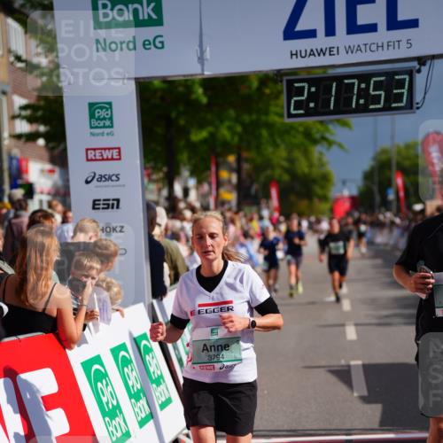 20.09.2026 - PSD Bank Halbmarathon LAZAROV Photography http://msf.ph/oto/10536382 20.09.2026 12:17:53 Ziel 1256, 2005, 3086, 3162, 3347, 3703, 3794, 3905 meine-sportfotos.de
