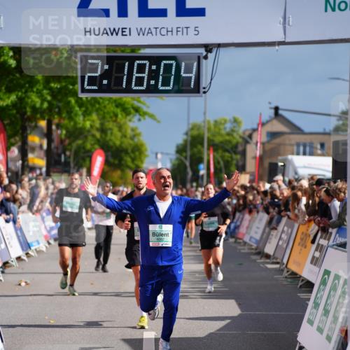 20.09.2026 - PSD Bank Halbmarathon LAZAROV Photography http://msf.ph/oto/10536465 20.09.2026 12:18:04 Ziel 1352, 1613, 1868, 2435, 2653, 3258, 4082, 4171 meine-sportfotos.de