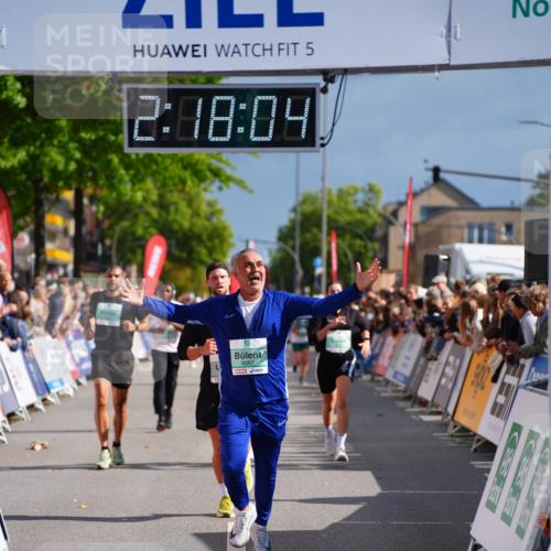 20.09.2026 - PSD Bank Halbmarathon LAZAROV Photography http://msf.ph/oto/10536468 20.09.2026 12:18:04 Ziel 1352, 1613, 1868, 2435, 2653, 3258, 4082, 4171 meine-sportfotos.de