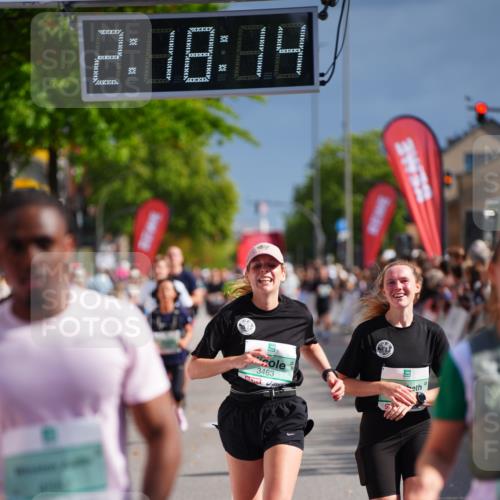 20.09.2026 - PSD Bank Halbmarathon LAZAROV Photography http://msf.ph/oto/10536566 20.09.2026 12:18:14 Ziel 2435, 2653, 3258, 3331, 3361, 3463, 4171, 4300, 4582 meine-sportfotos.de